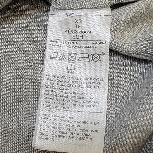 Banana Republic Dillon Classic Fit Long Sleeve Button Down Shirt - Picture 10 of 12